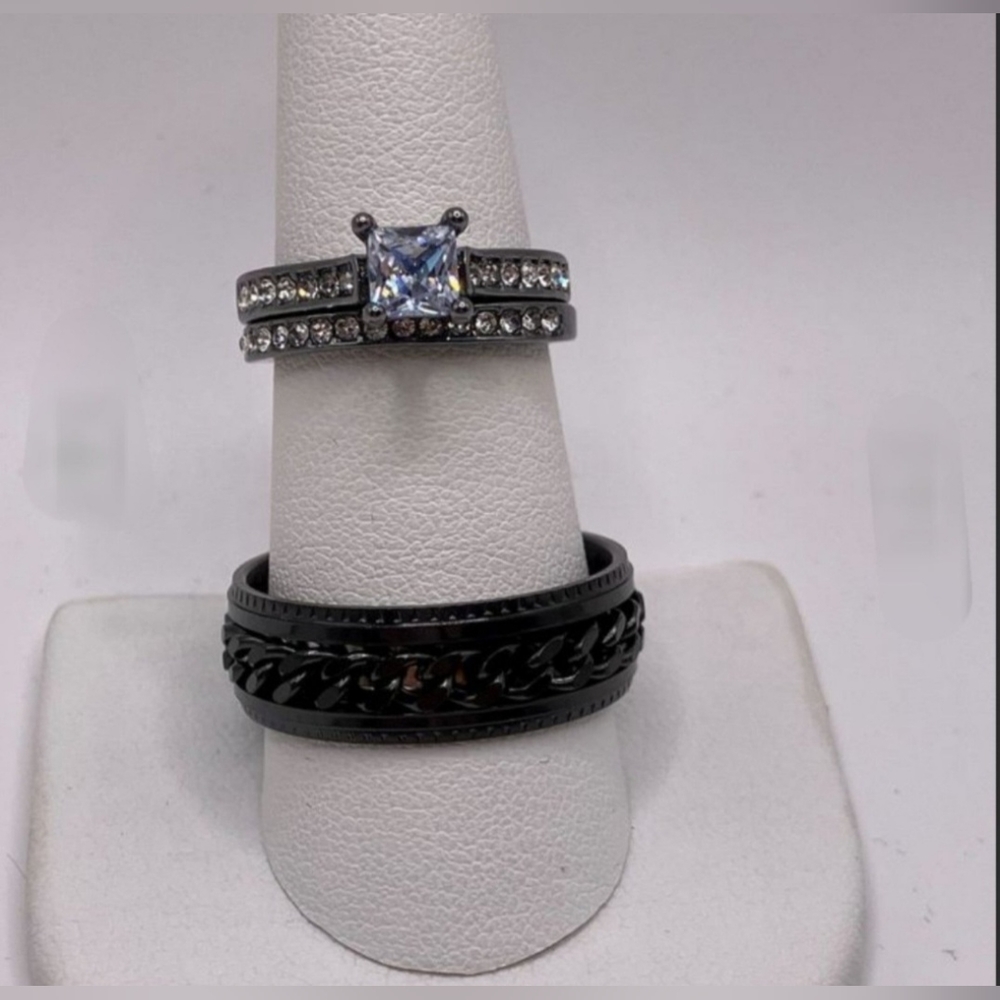New, Classic black wedding band men's size 8 jewelry - Picture 2 of 9